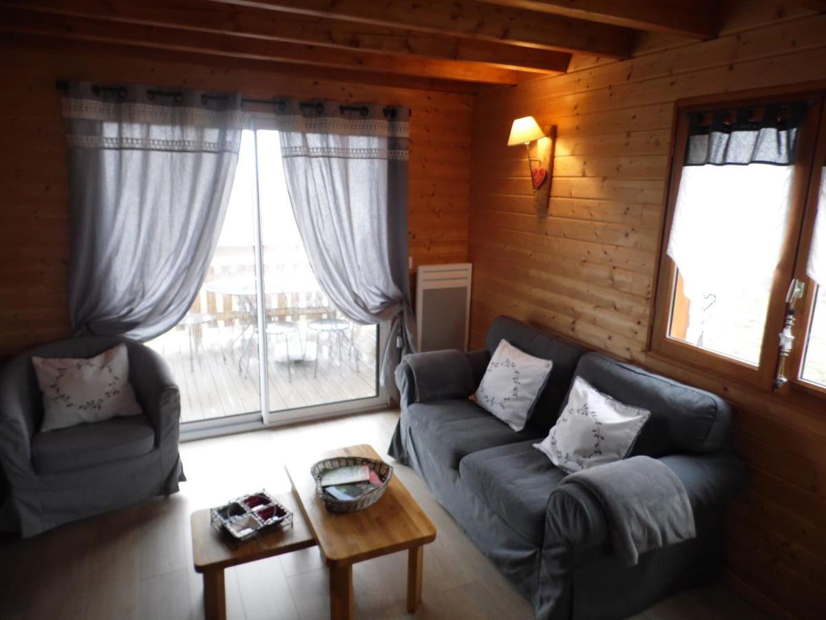 Chalet Des Clarines Saint-Genes-Champespe Exterior photo